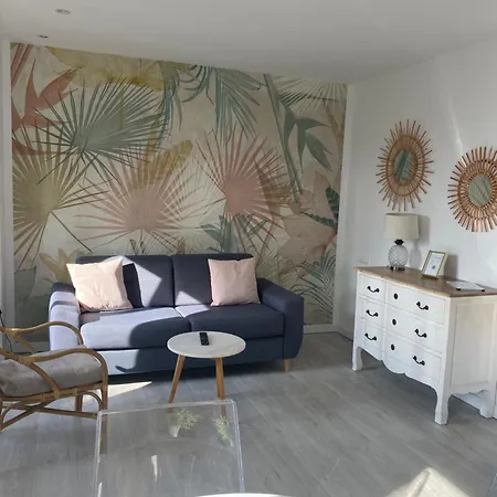 418 Apartment