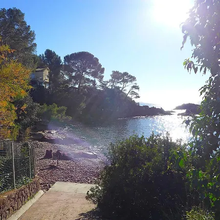418 * Saint-Raphael (Var)