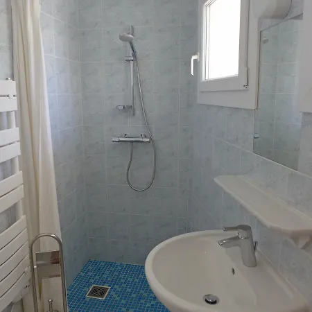418 Apartment *