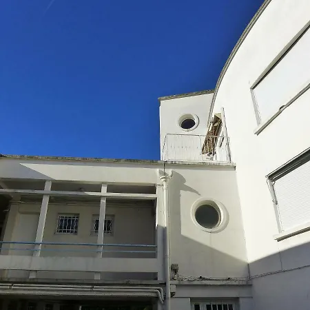 418 * Saint-Raphael (Var)
